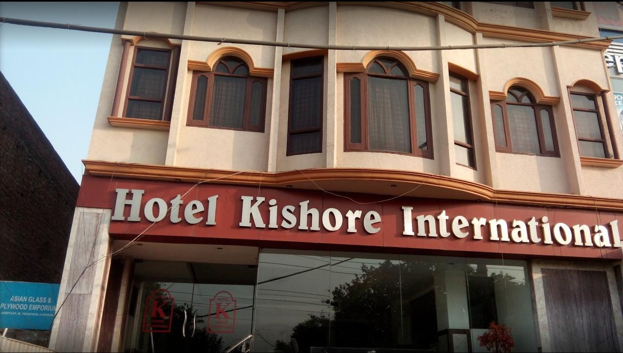 Oyo 16415 Hotel Kishore International อัมริตสา ภายนอก รูปภาพ
