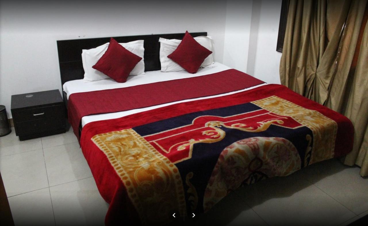 Oyo 16415 Hotel Kishore International อัมริตสา ภายนอก รูปภาพ